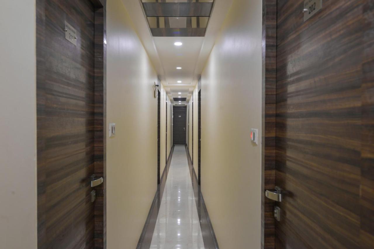 Hotel Palace Residency Near Lokmanya Tilak Terminus Mumbai Ngoại thất bức ảnh