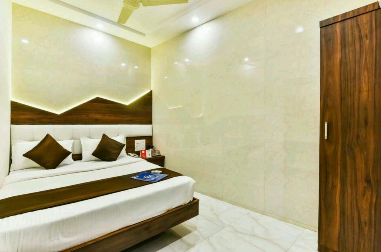 Hotel Palace Residency Near Lokmanya Tilak Terminus Mumbai Ngoại thất bức ảnh