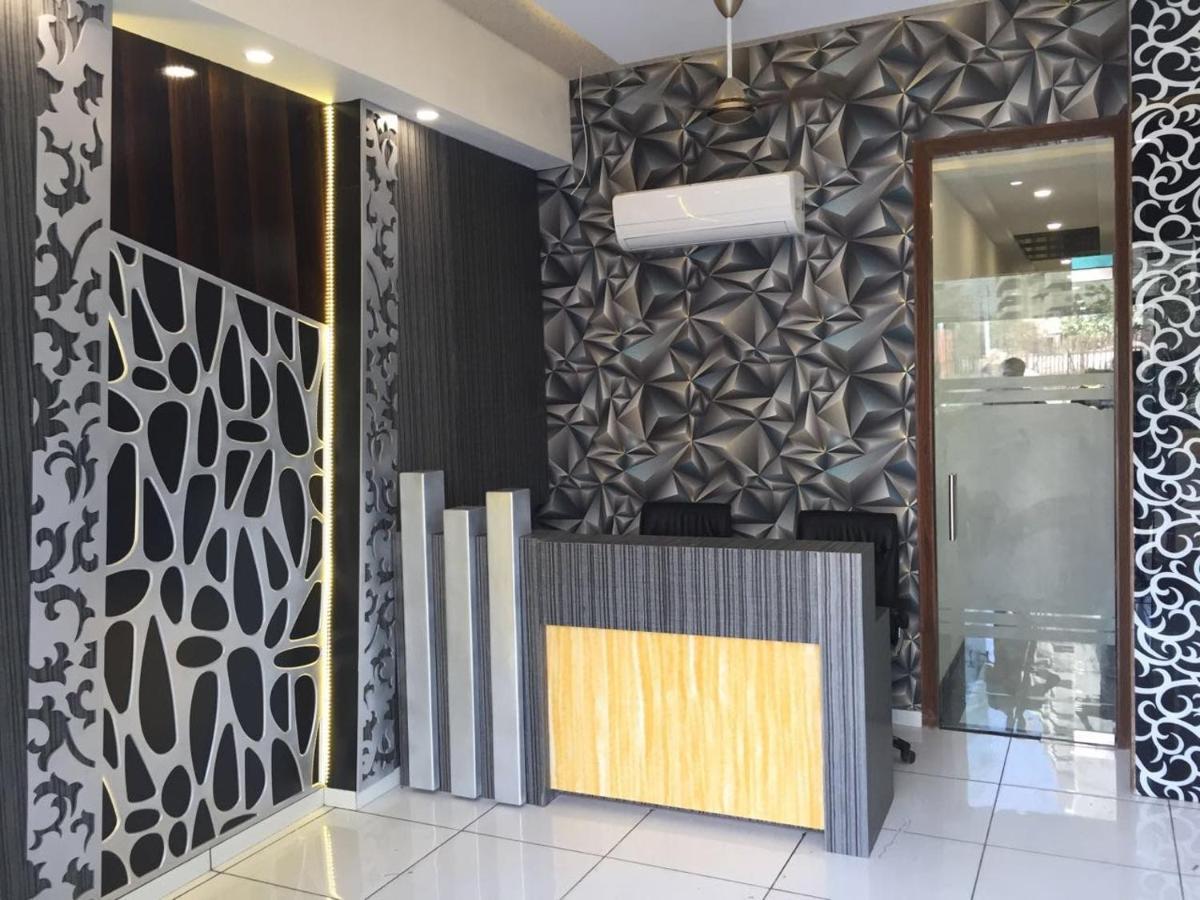 Hotel Palace Residency Near Lokmanya Tilak Terminus Mumbai Ngoại thất bức ảnh