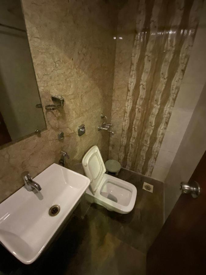 Hotel Palace Residency Near Lokmanya Tilak Terminus Mumbai Ngoại thất bức ảnh