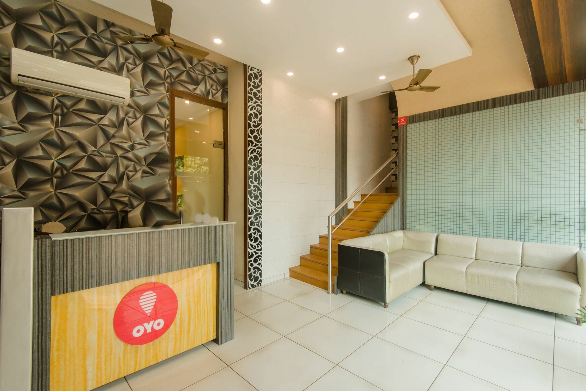 Hotel Palace Residency Near Lokmanya Tilak Terminus Mumbai Ngoại thất bức ảnh