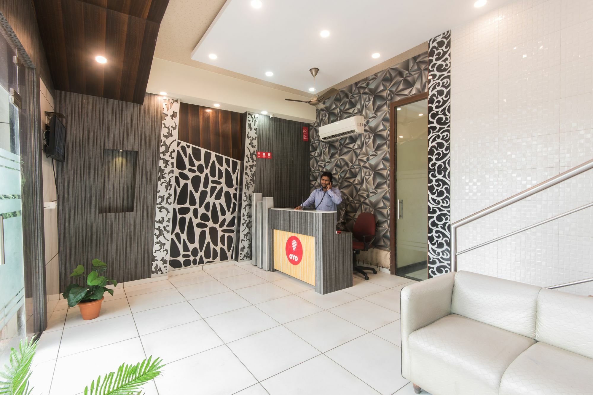 Hotel Palace Residency Near Lokmanya Tilak Terminus Mumbai Ngoại thất bức ảnh