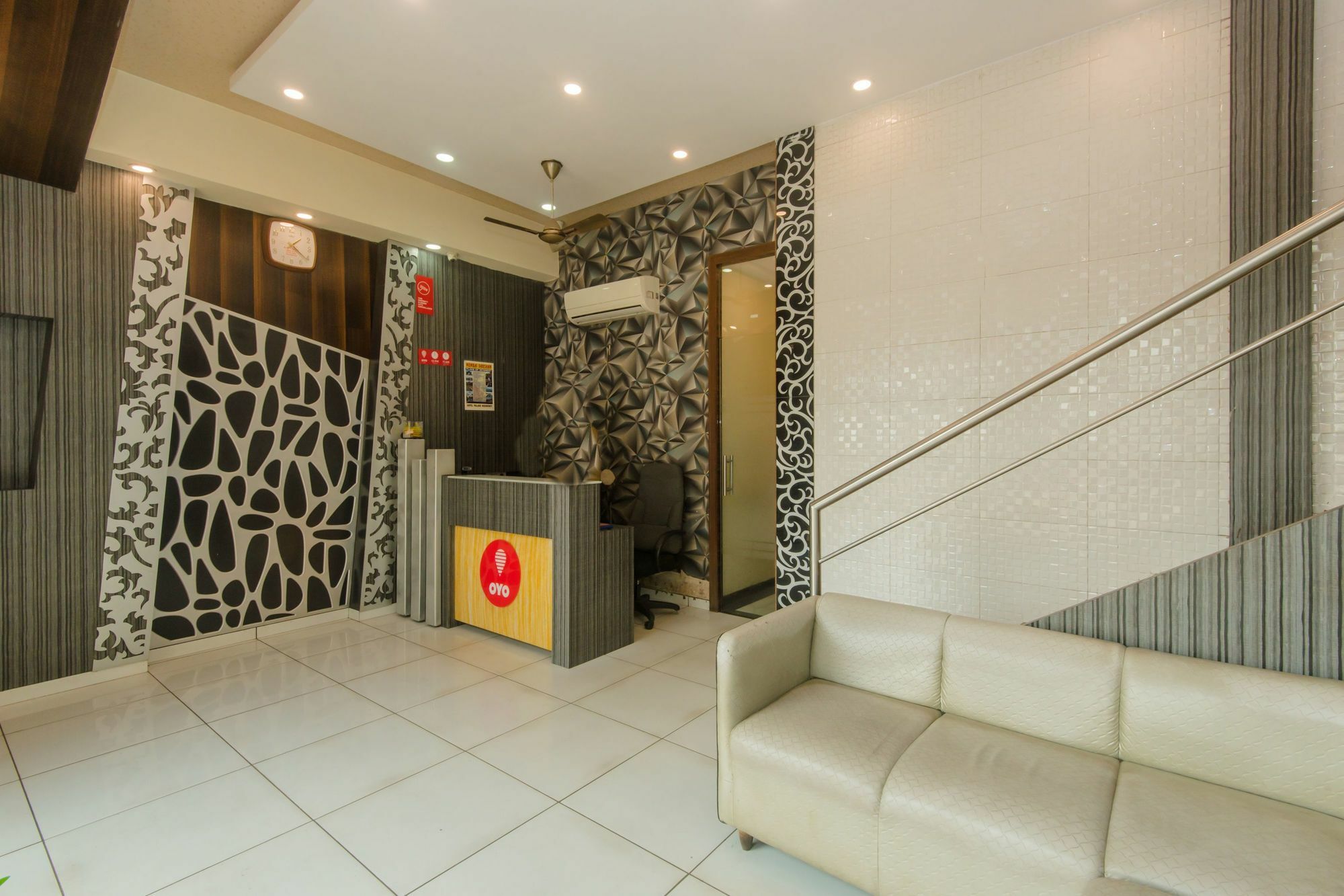 Hotel Palace Residency Near Lokmanya Tilak Terminus Mumbai Ngoại thất bức ảnh